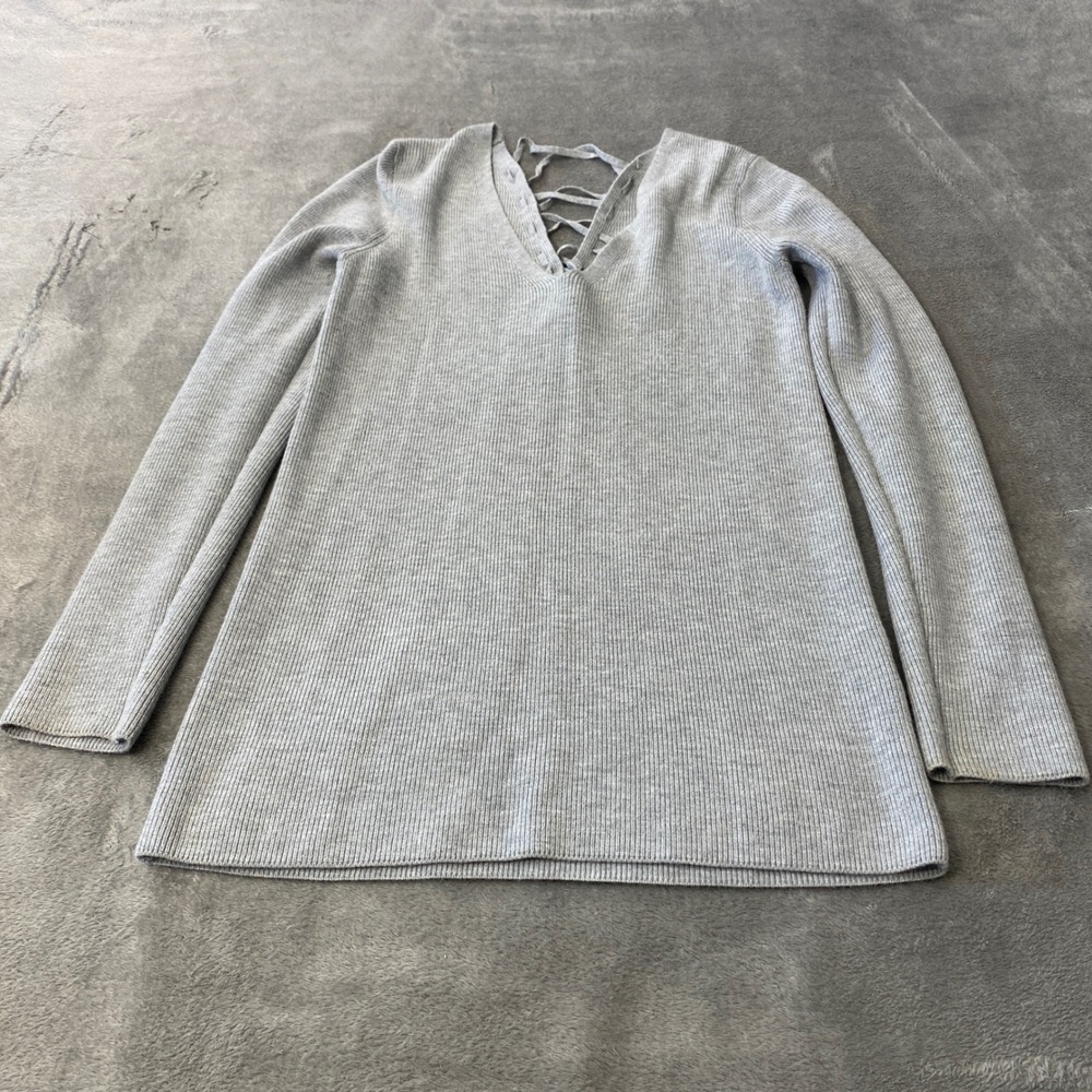 Trouve Sweater Womens Medium Gray Ribbed Knit Lace Up Back V-Neck Long Sleeve
